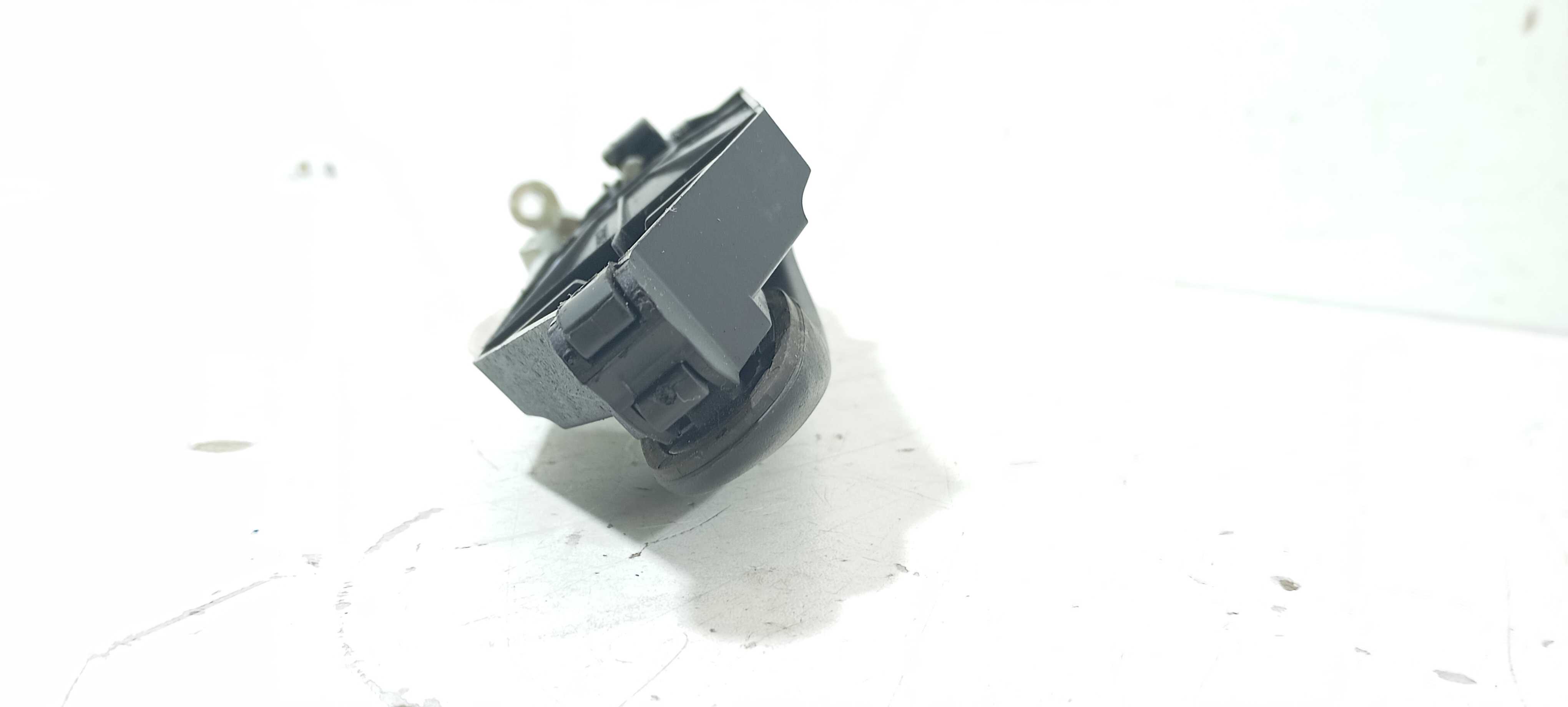 Maçaneta Externa Diant. D. Fiat Mobi Like 1.0 4c 2023 V2299 Preto Dianteira 1