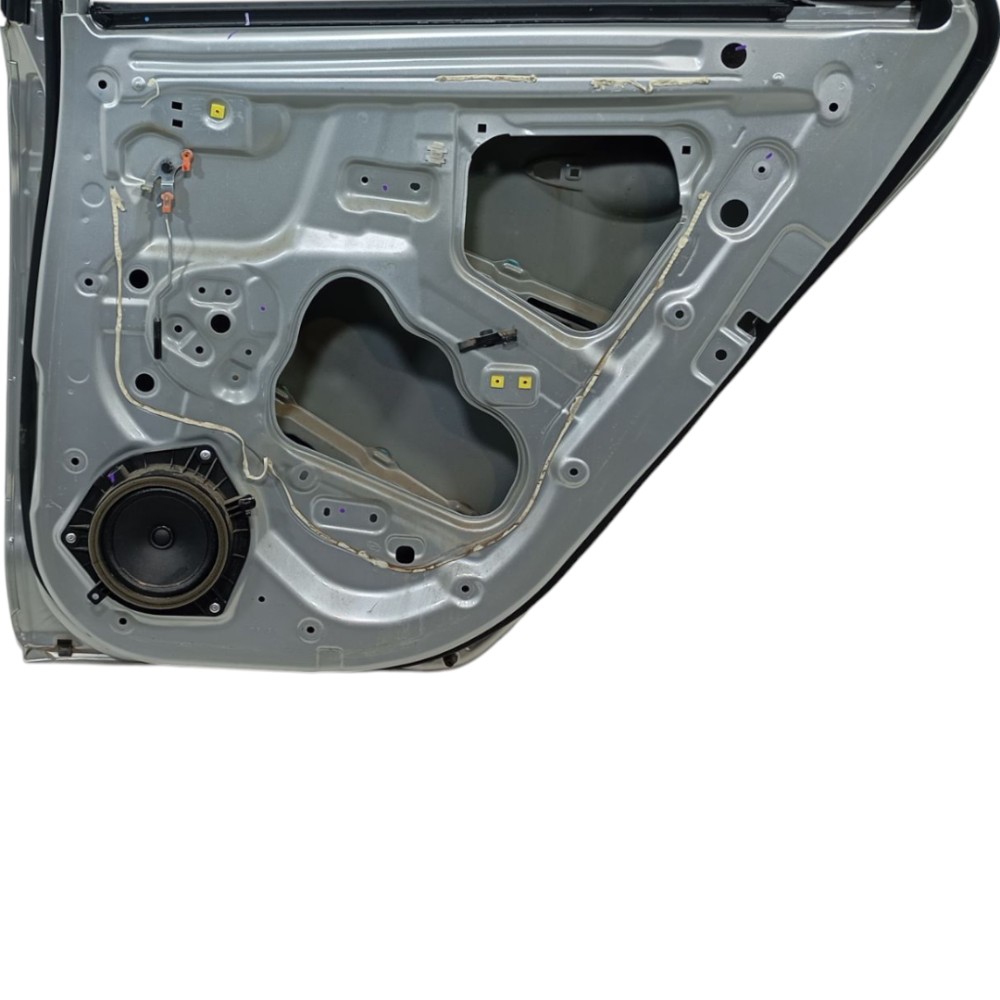Porta Traseira D. Hyundai Hb20x Premium 1.6 18  77004r1200 Traseira Direito Prata 6