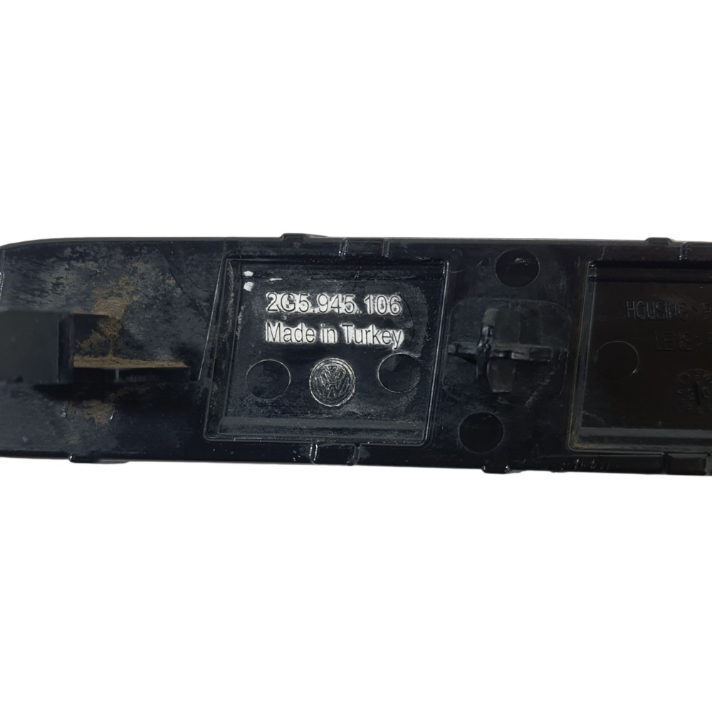 Refletor parachoque traseiro direito nivus 1.0 TSI 2021 2G5945106 5