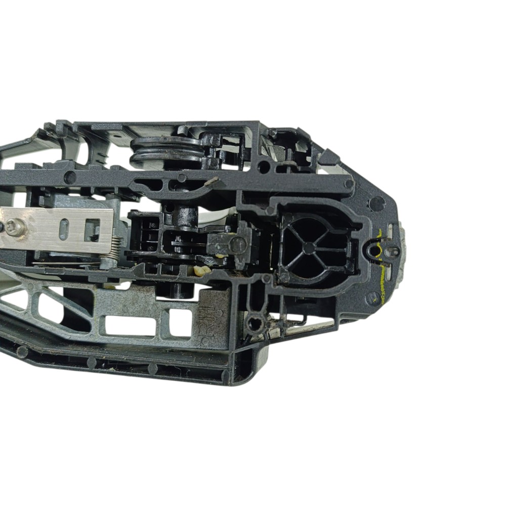 Maçaneta dianteira direita Peugeot 208 ano 2024 98373658XT 3