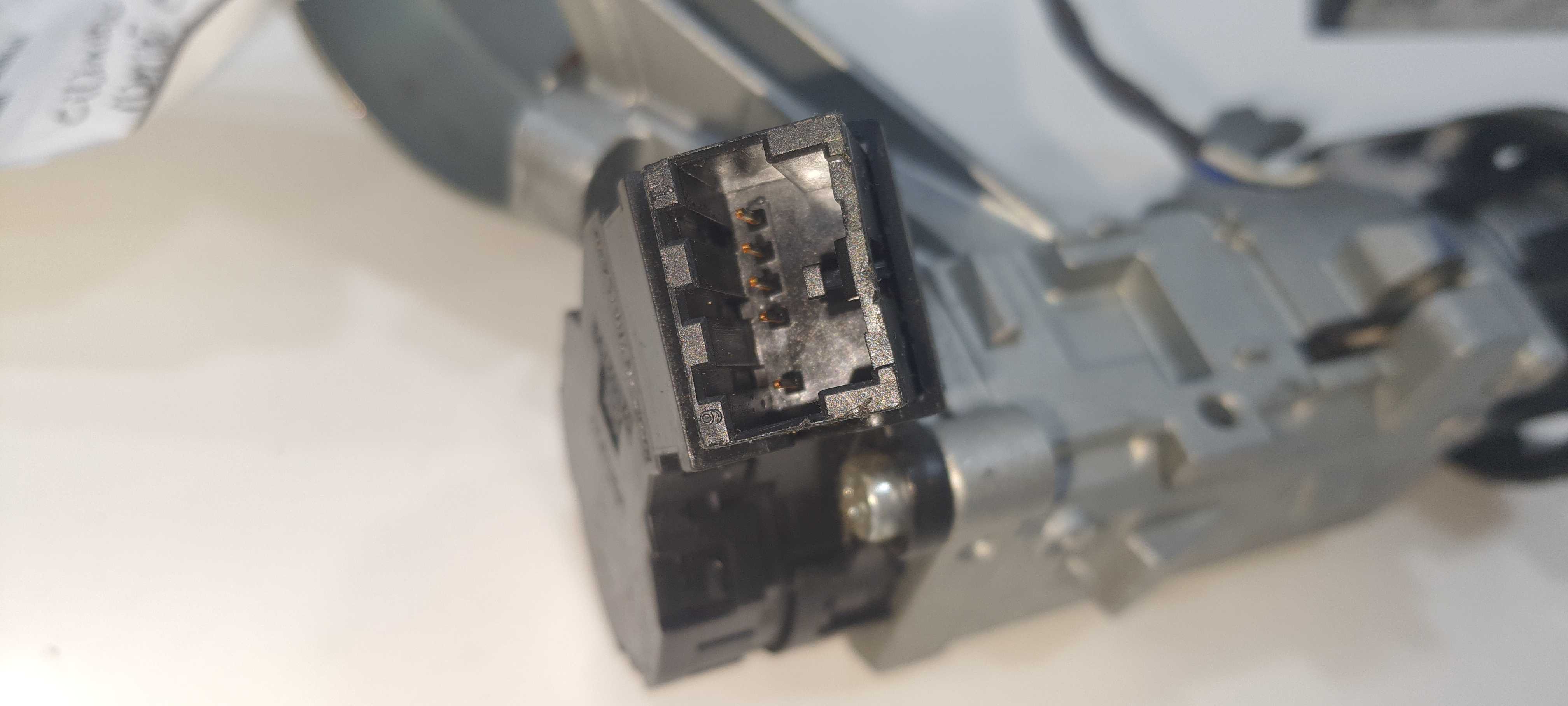 Cilindro Ignição Comutador Gm Onix Activ 1.4 2018 52145014 5