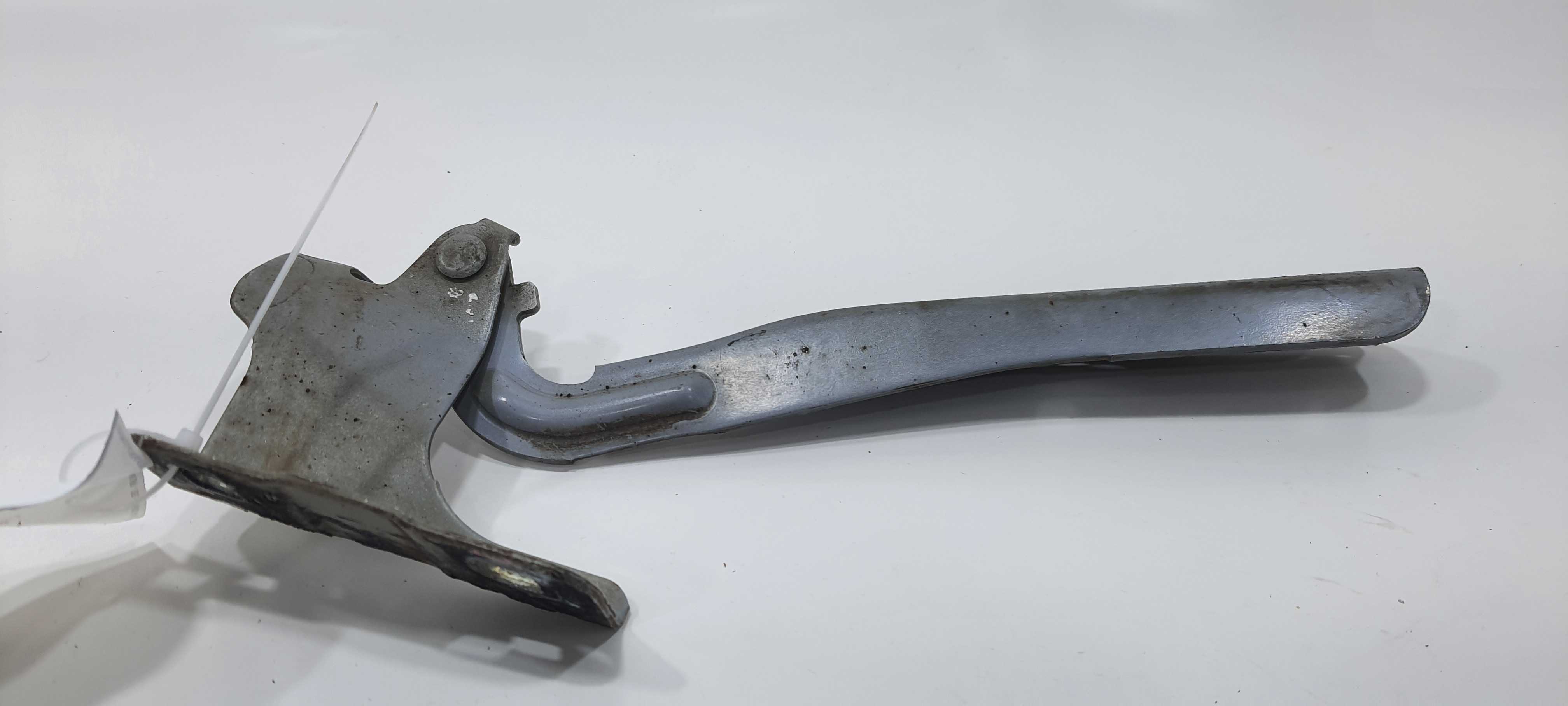 Braço Capô Direito Nissan Tiida Sedan 1.8 2012 V2305 3