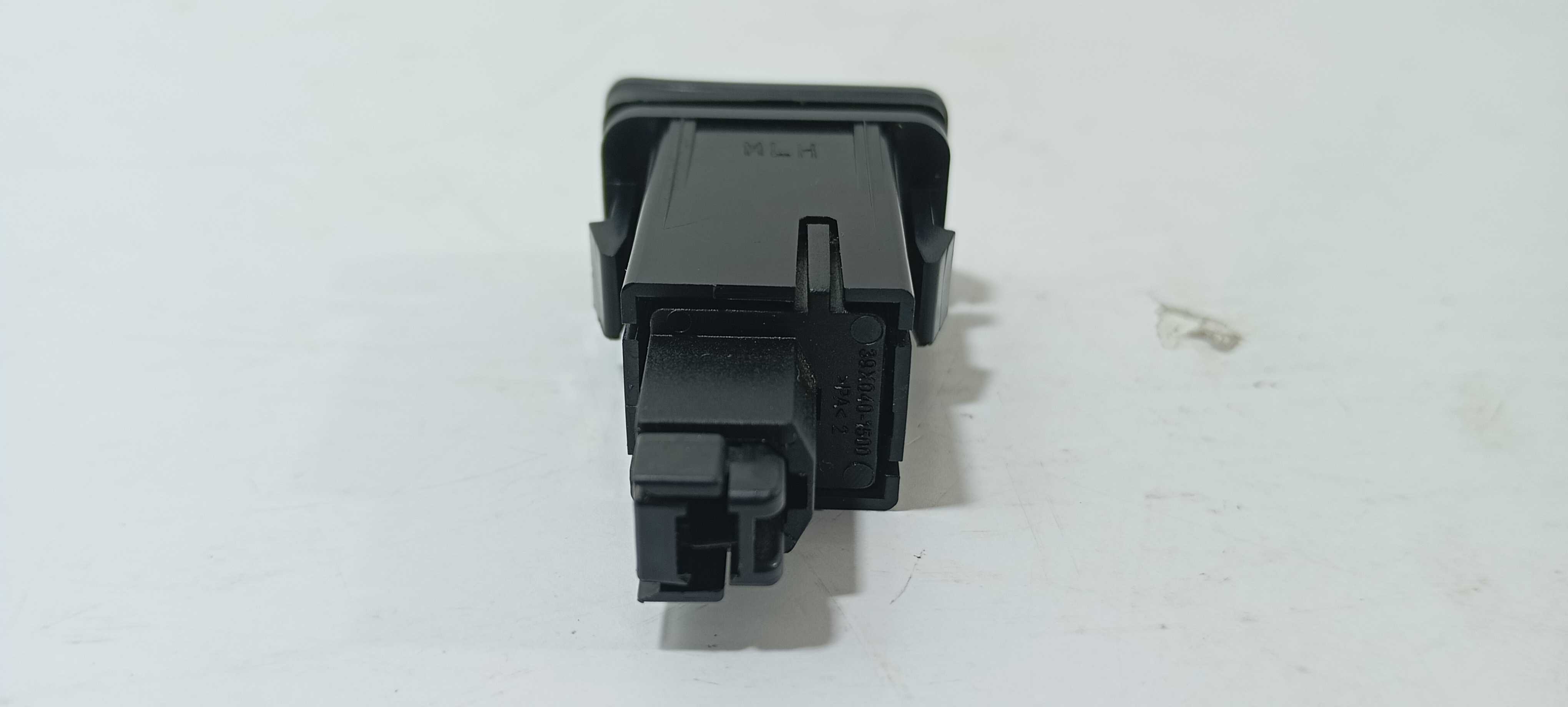 Botão Trip Hyundai Hb20x Premium 1.6 2018 39×0401500 3