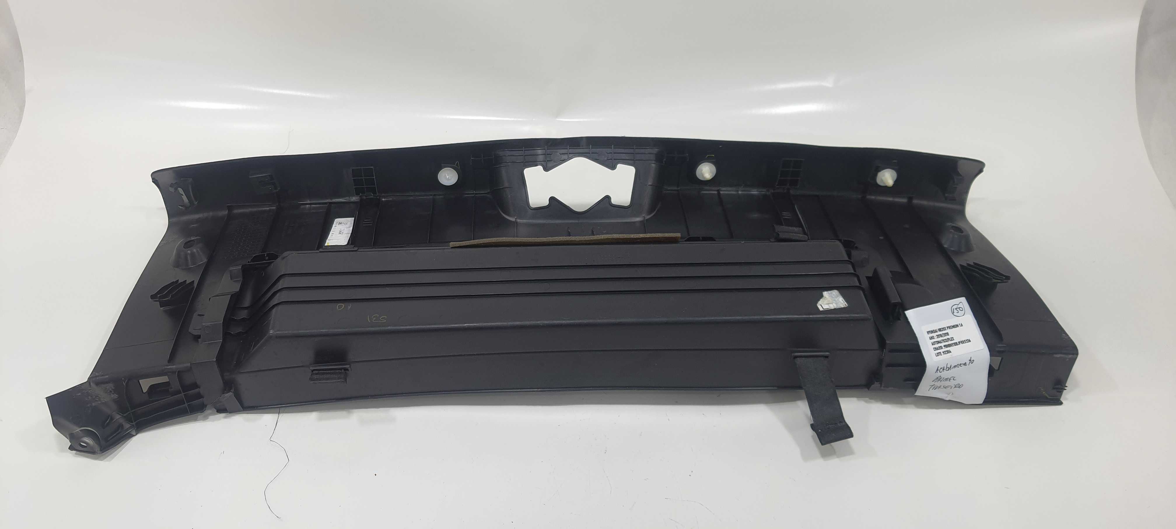 Acabamento Painel Traseiro Hyundai Hb20x 1.6 2018 857711s000 2