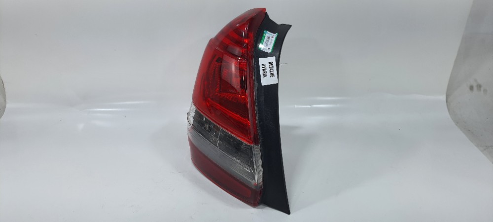 Lanterna Esquerda Detalhe Toyota Etios Sedan 2014 0490291 Esquerdo/motorista Vermelha 1