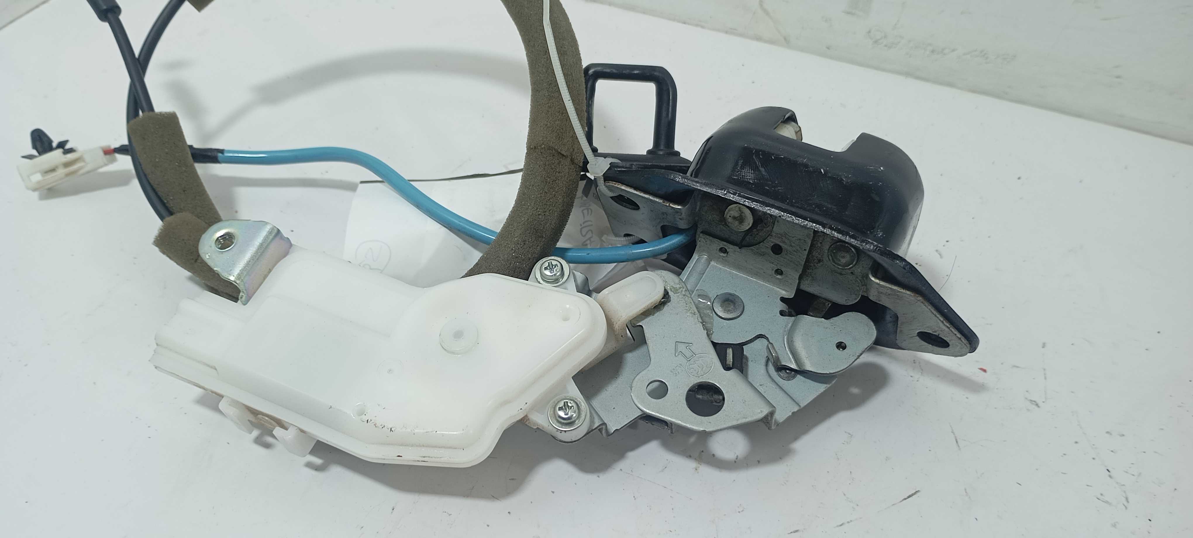 Fechadura Tampa Traseira Nissan March 1.0 2019 905021hm1a 4