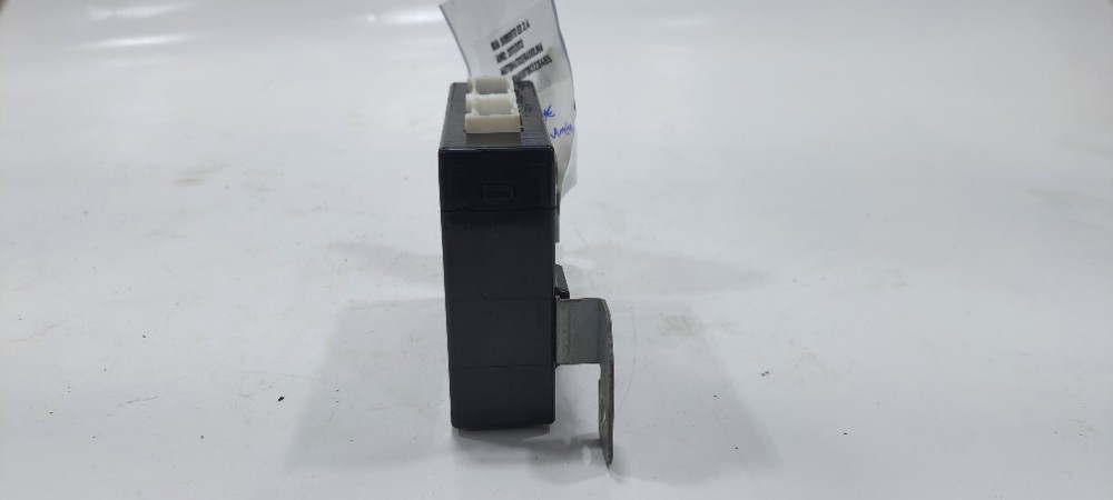 Módulo Estacionamento Kia Sorento Ex 2.4 2012 957002p200 2