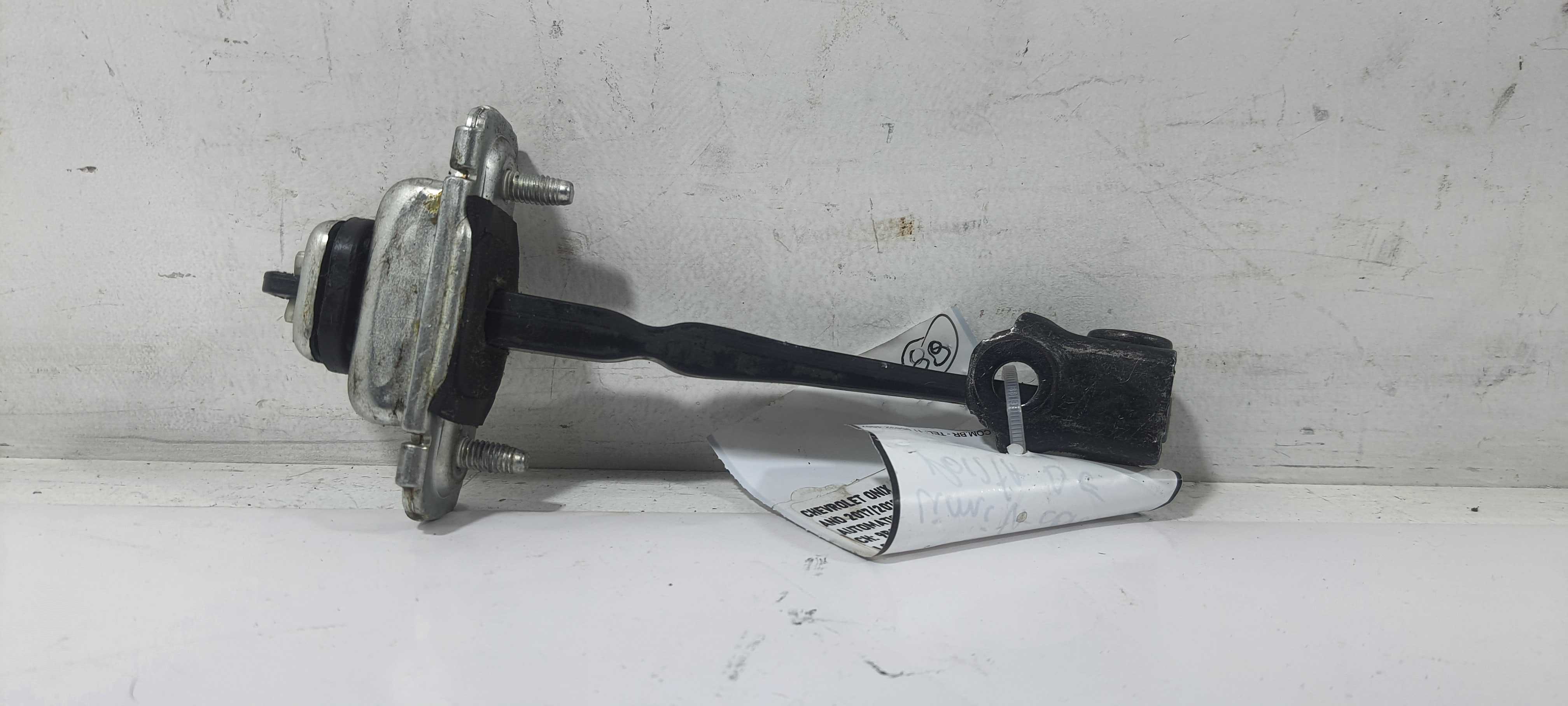 Limitador Porta Diant. E. Gm Onix Activ 1.4 18 52158971 7