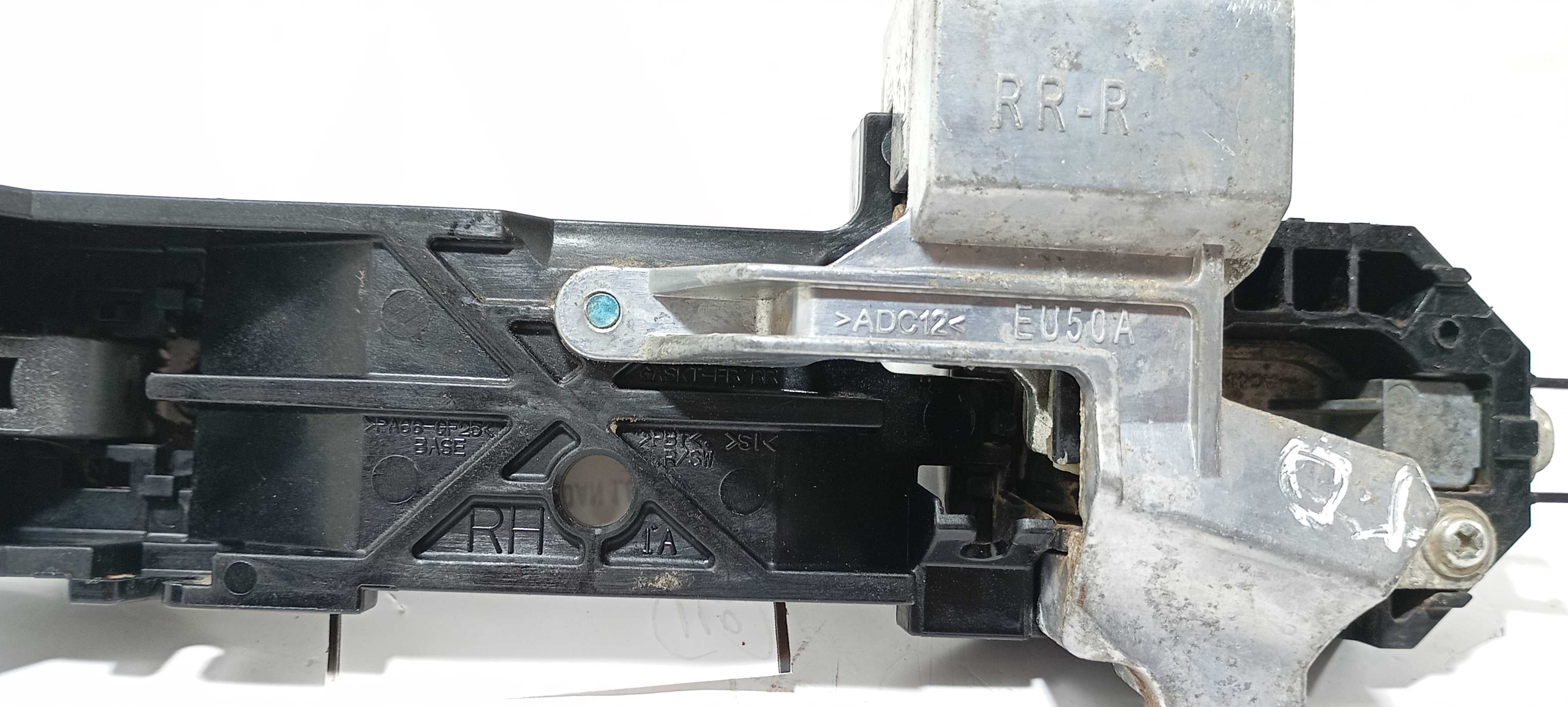 Maçaneta Externa Traseiro D. Nissan Tiida Sedan 1.8 12 V2305 Cinza Perolado Traseira 10