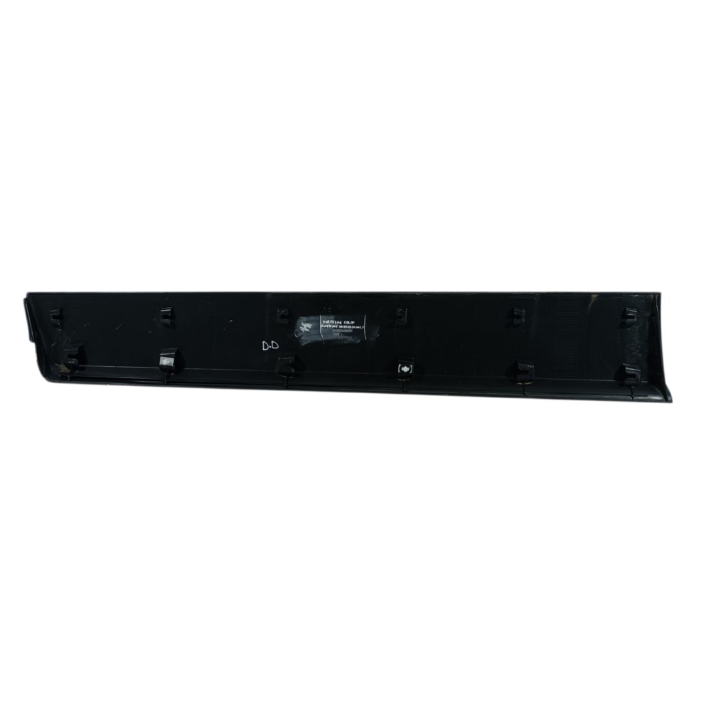 Moldura Porta Dianteira Direita Gm Tracker Lt 2018 95275366 Preto 4