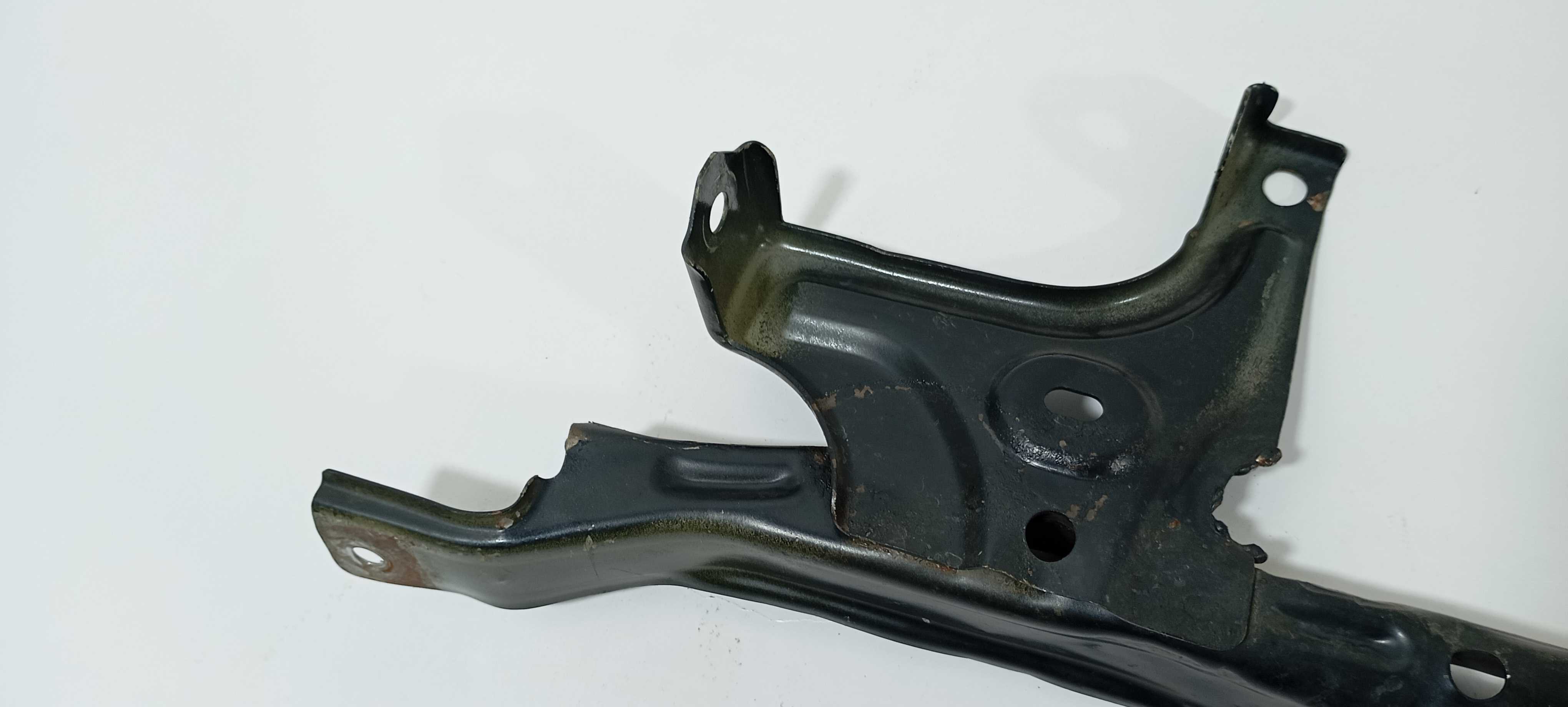 Travessa Frontal Toyota Etios 1.5 2014 532160d070 Preto 3