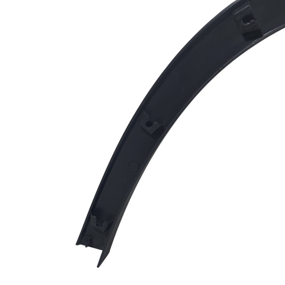 Moldura Paralama Dianteiro Esquerdo Gm Tracker 2018 42490924 Preto 10
