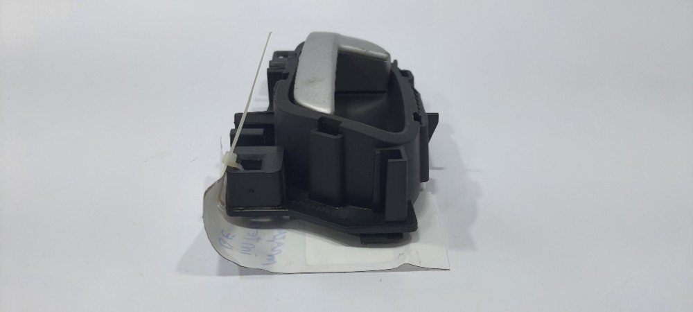 Maçaneta Interna Dianteira Direita Peugeot 208 2018 303966 Preto Dianteira 4