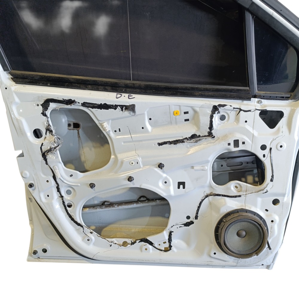 Porta diant esq SUZUKI  scross 2016 até 2021 6800261M01000 6