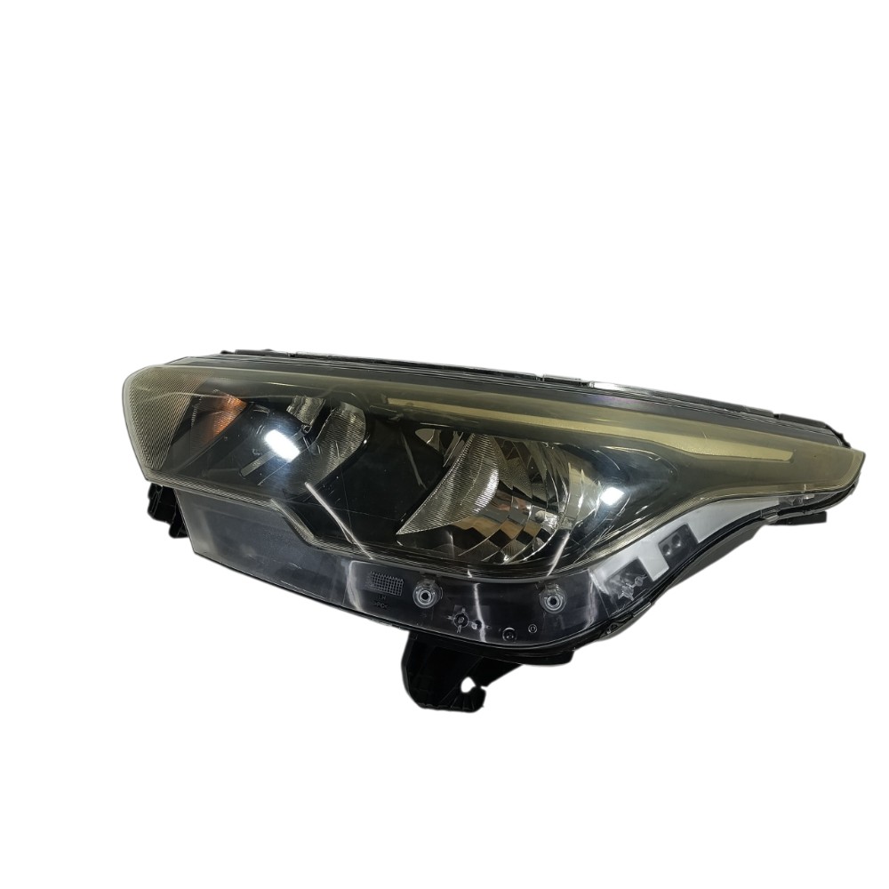 Farol Esquerdo Fiat Argo Drive 1.0 2023 52162861 Esquerdo/motorista