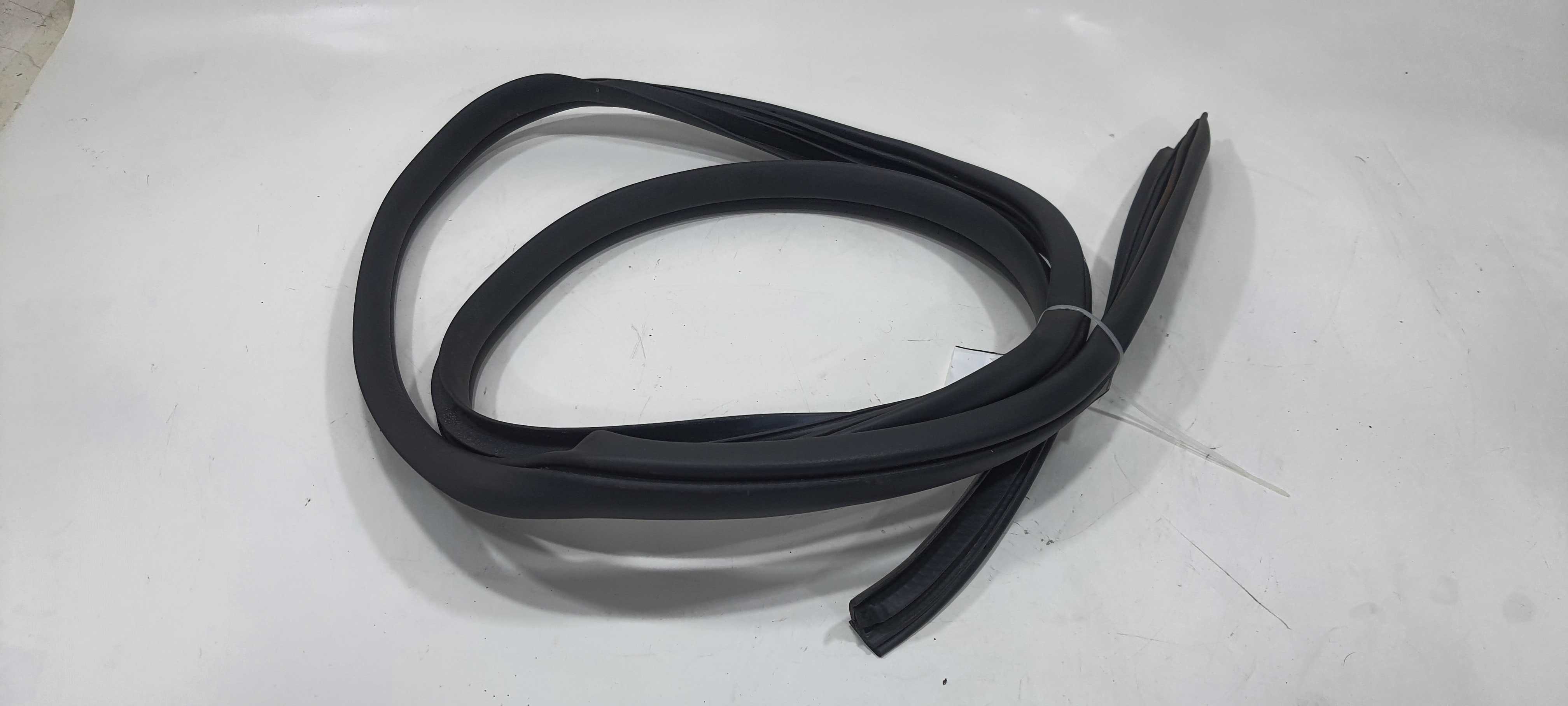 Borracha Porta T. Direita Hyundai Hb20 1.0 12v 2021 V2300 2
