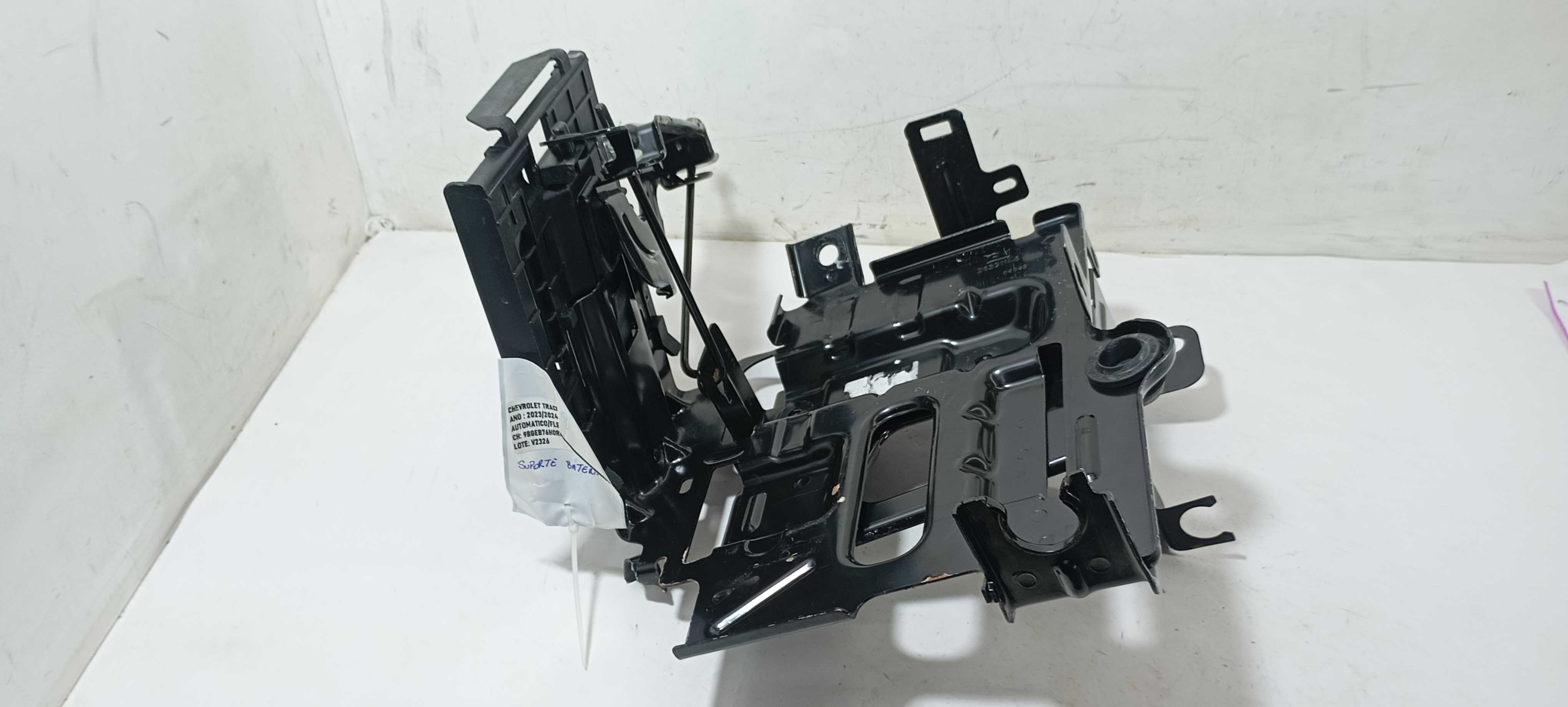 Suporte Bateria Gm Tracker Lt 2024 26391146 1