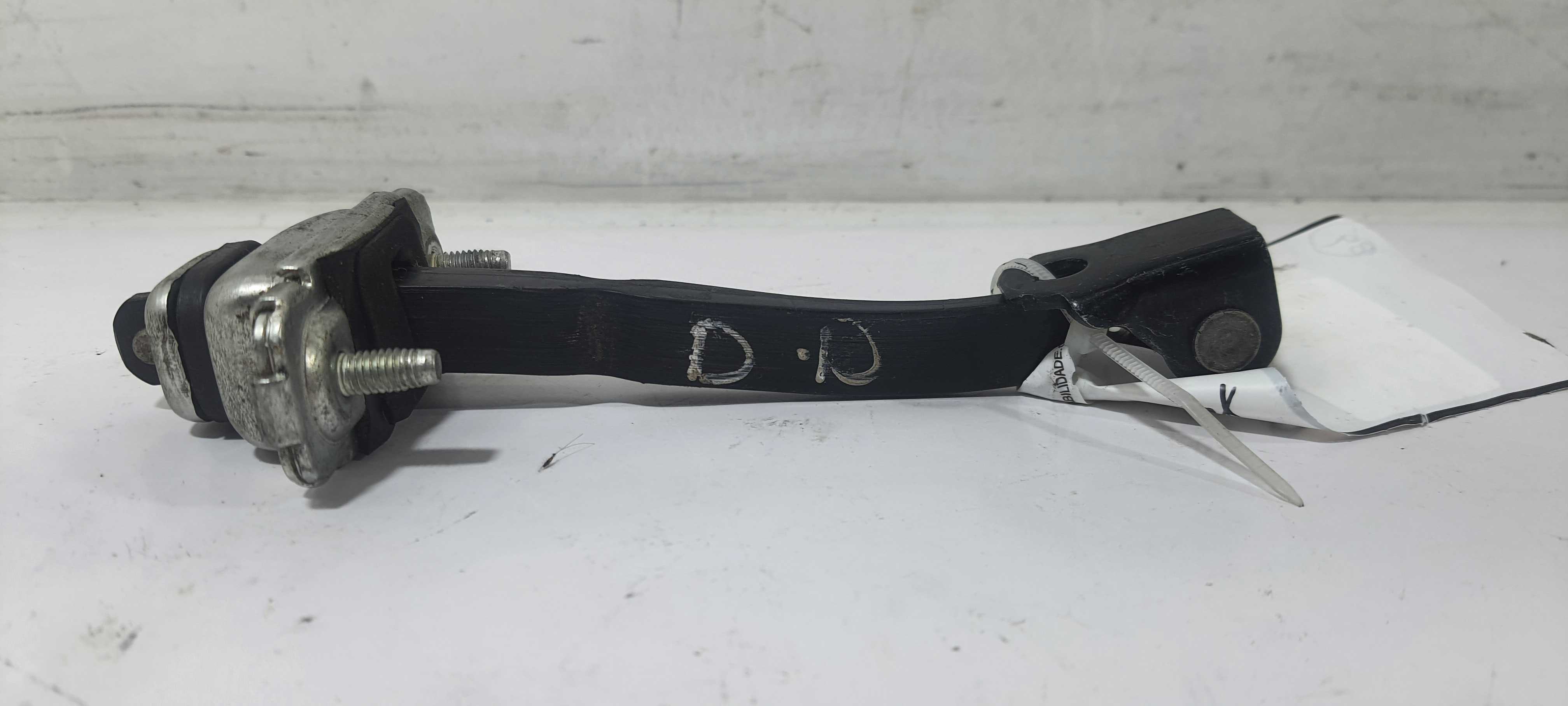 Limitador Porta Dianteiro D. Gm Onix Activ 1.4 18 52158971 8