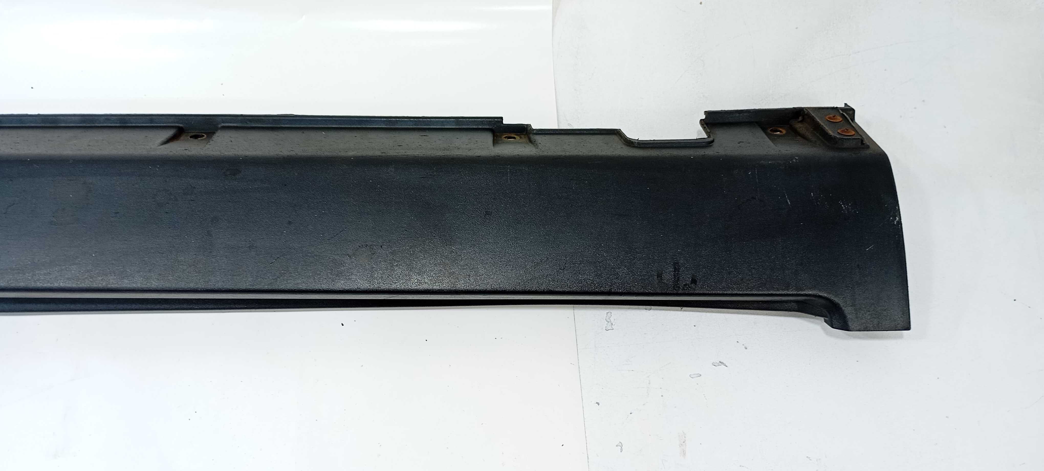 Spoiler Direito Kia Sorento Ex2 2.4 2012  877522p000 Preto 5