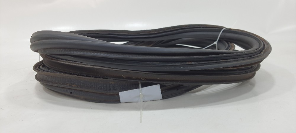 Borracha Porta Malas Chevrolet Cruze Sedan 2014 3