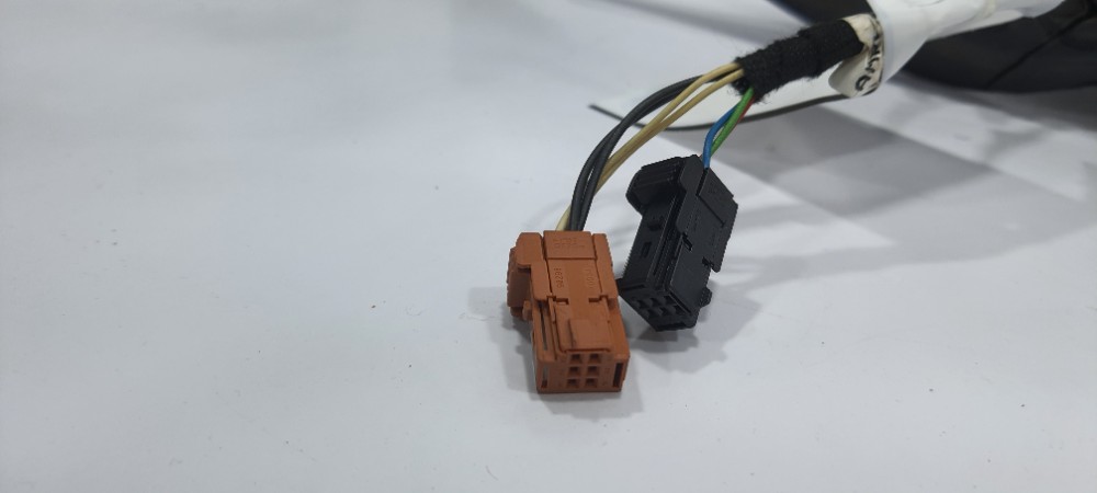 Retrovisor Diteiro Peugeot 208 1.2 2018 E0211047 1