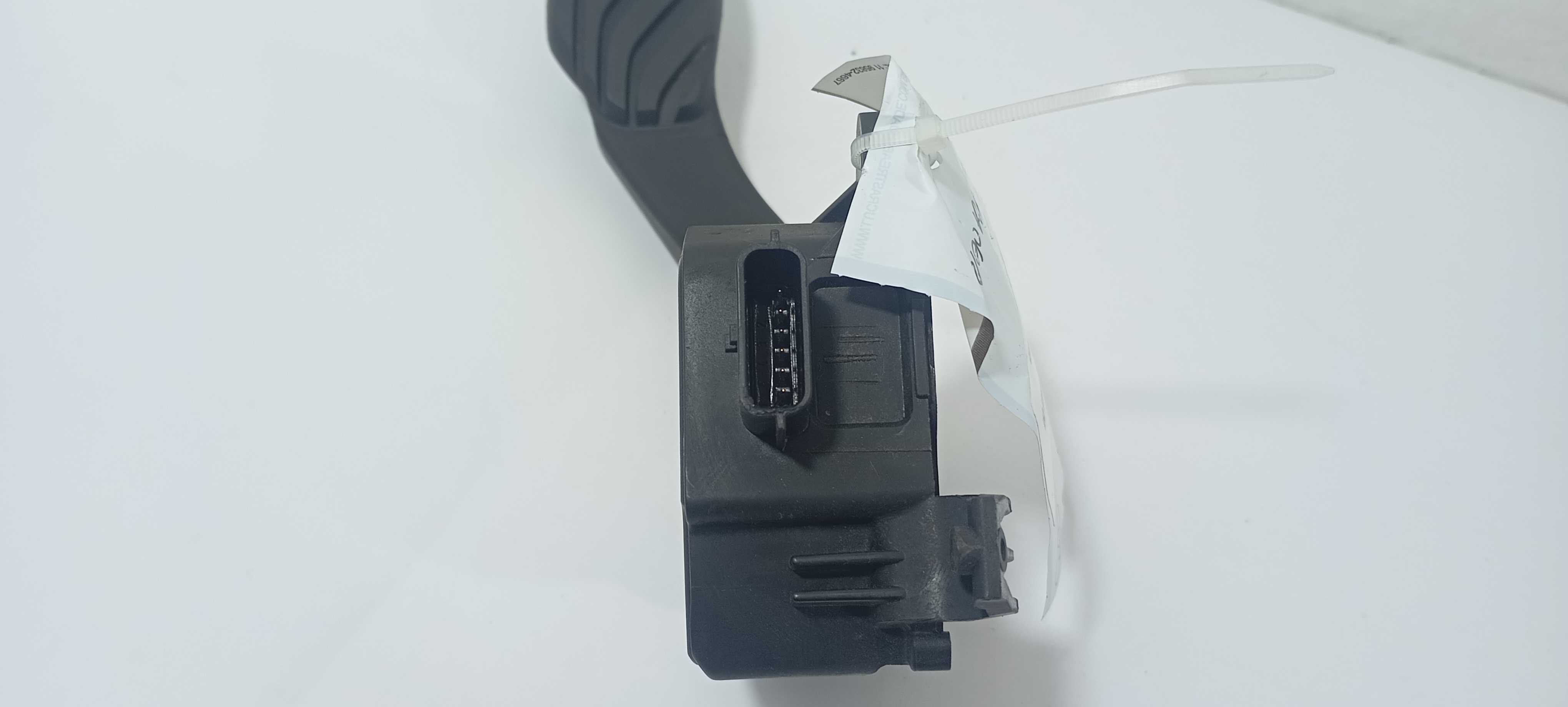 Pedal Acelerador Nissan Kicks Cvt 1.6 2019 180025ra0a 2