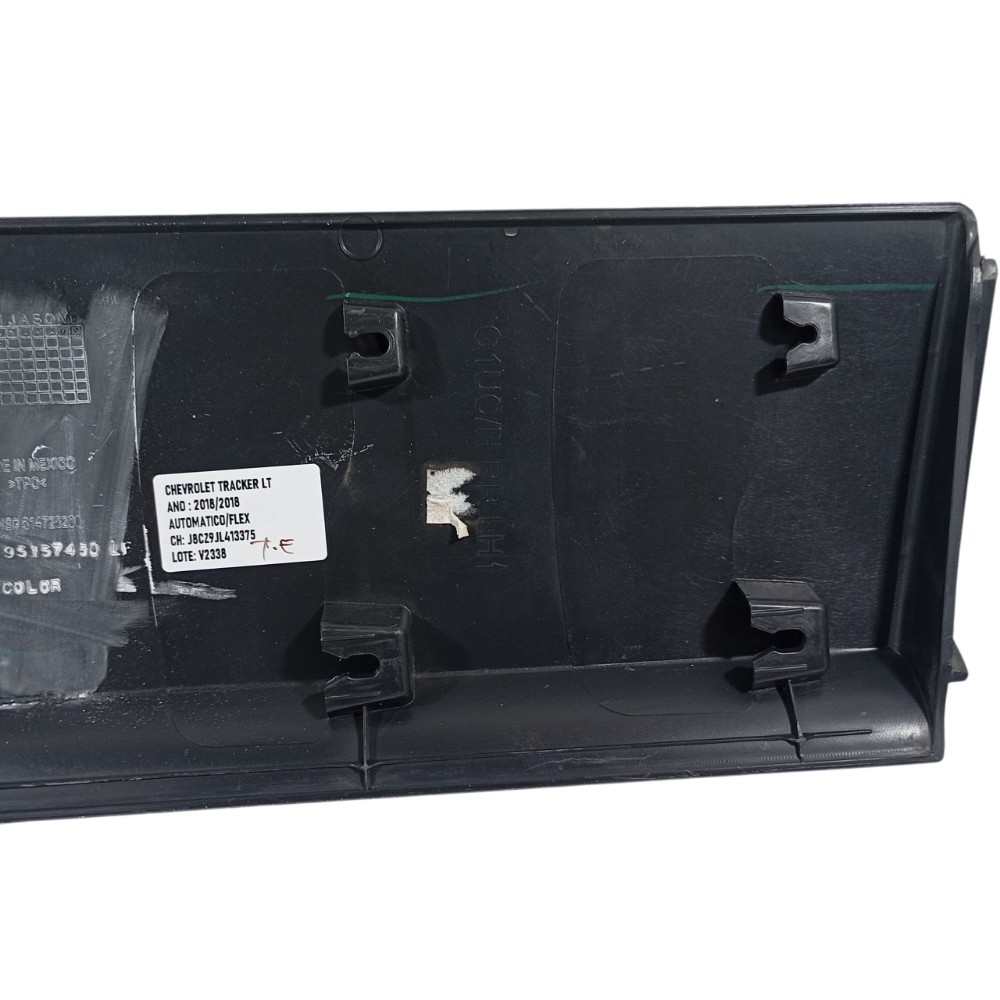 Moldura Porta Traseira Esquerda Gm Tracker 1.4 2018 95161597 Preto 6