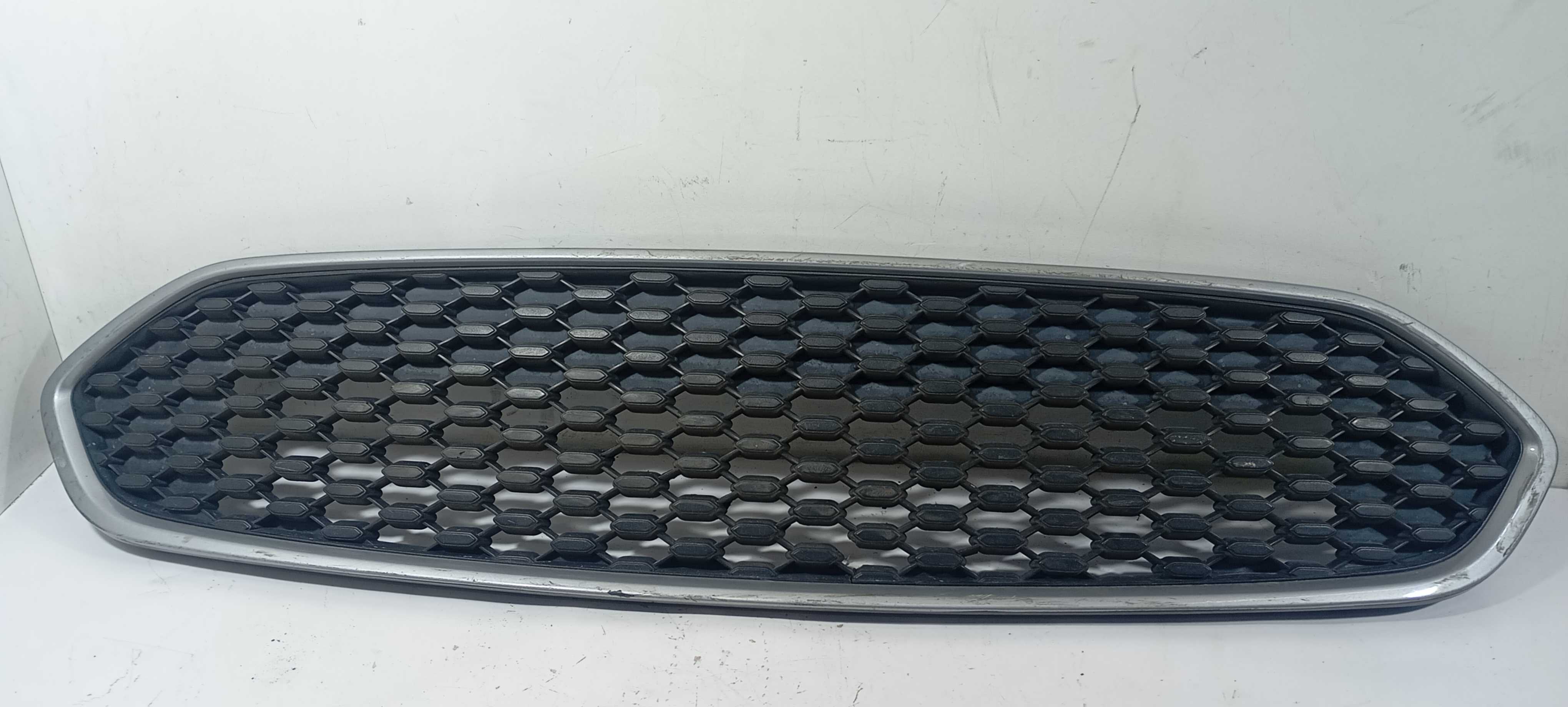 Grade Parachoque Ford Ka 2018 J7bb019a01gb Detalhe Preto 1