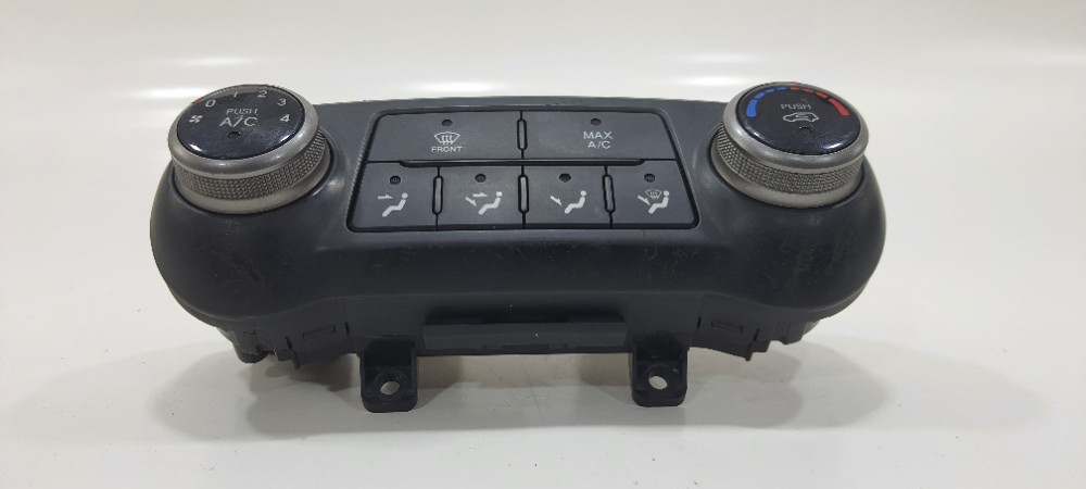 Comando Ar Condicionado Hyundai Ix35 2.0 Ano 2012 972502s081 4