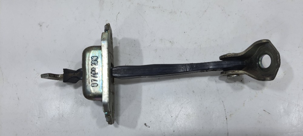 Limitador Porta Traseira Esquerda Nissan March S 1.0 2019 5