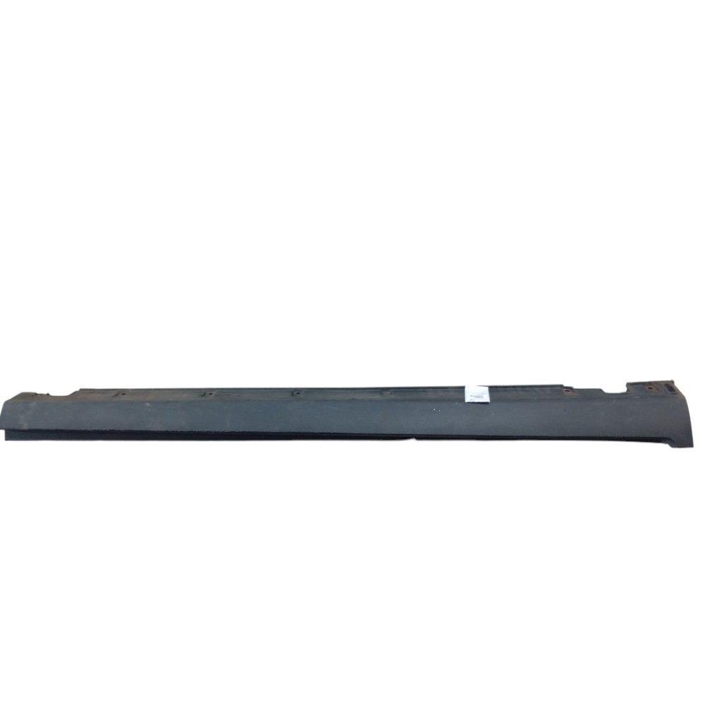 Spoiler Lateral Direito Kia Sorento Ex 2.4 877522p000 Preto 4