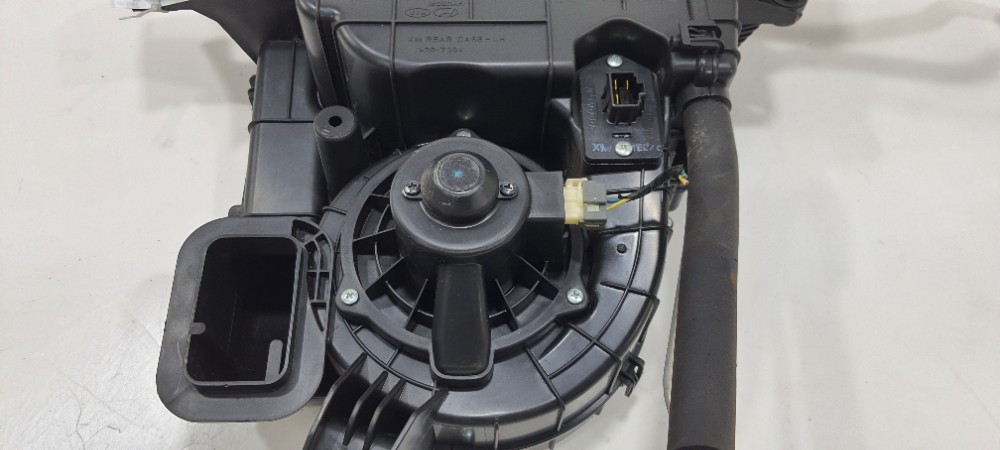 Caixa Evaporadora Traseira Kia Sorento 2.4 2012 E308830330 Preto 3