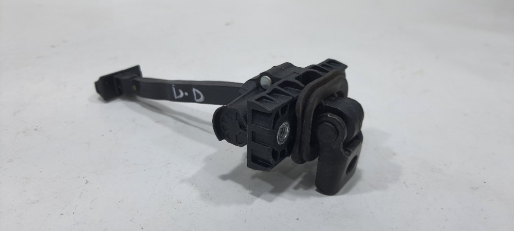 Limitador Porta Dianteira Direita Volkswagen Virtus 2023 3