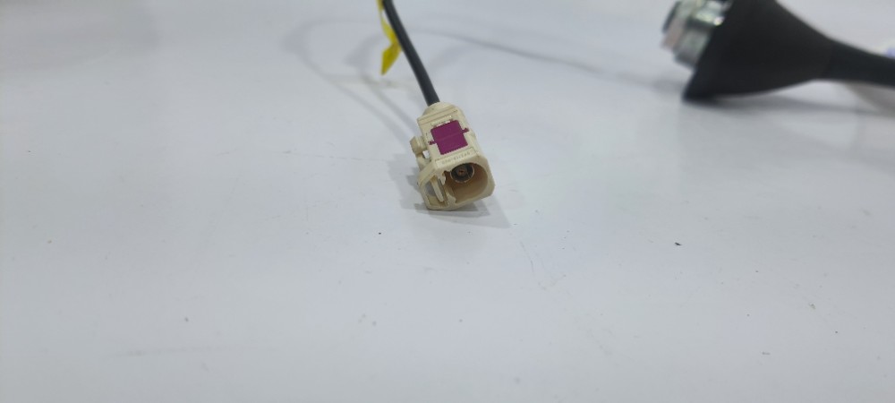 Antena Peugeot 208 1.2 2018 592113000 4