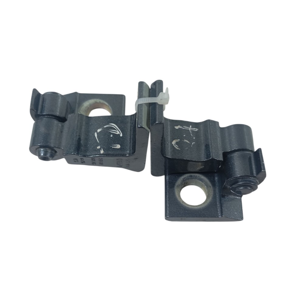 Dobradiça Porta Traseira Direita Polo 2024 2g0831404a 2