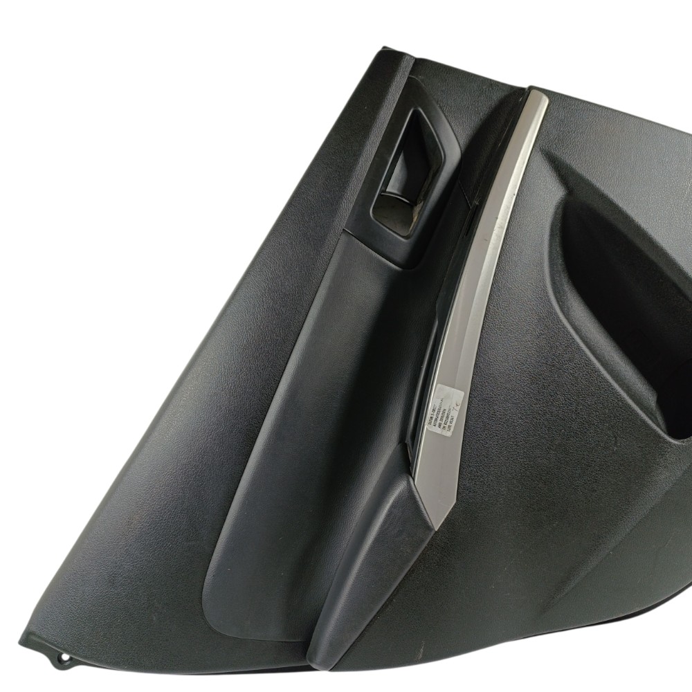 Forro porta traseira esquerda suzuki s-cross 2016 8374261M00 2