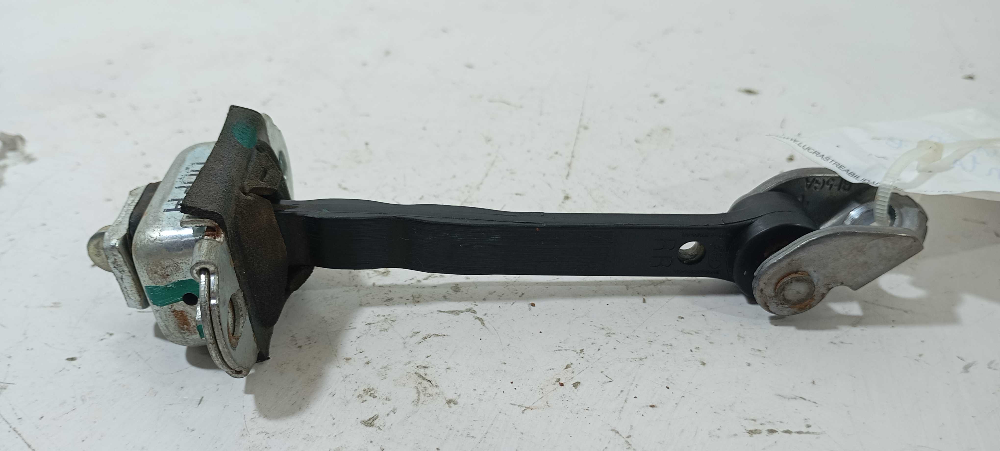 Limitador Porta Traseira Esquerda Ford Ka 2020 E3bz5823500d 3