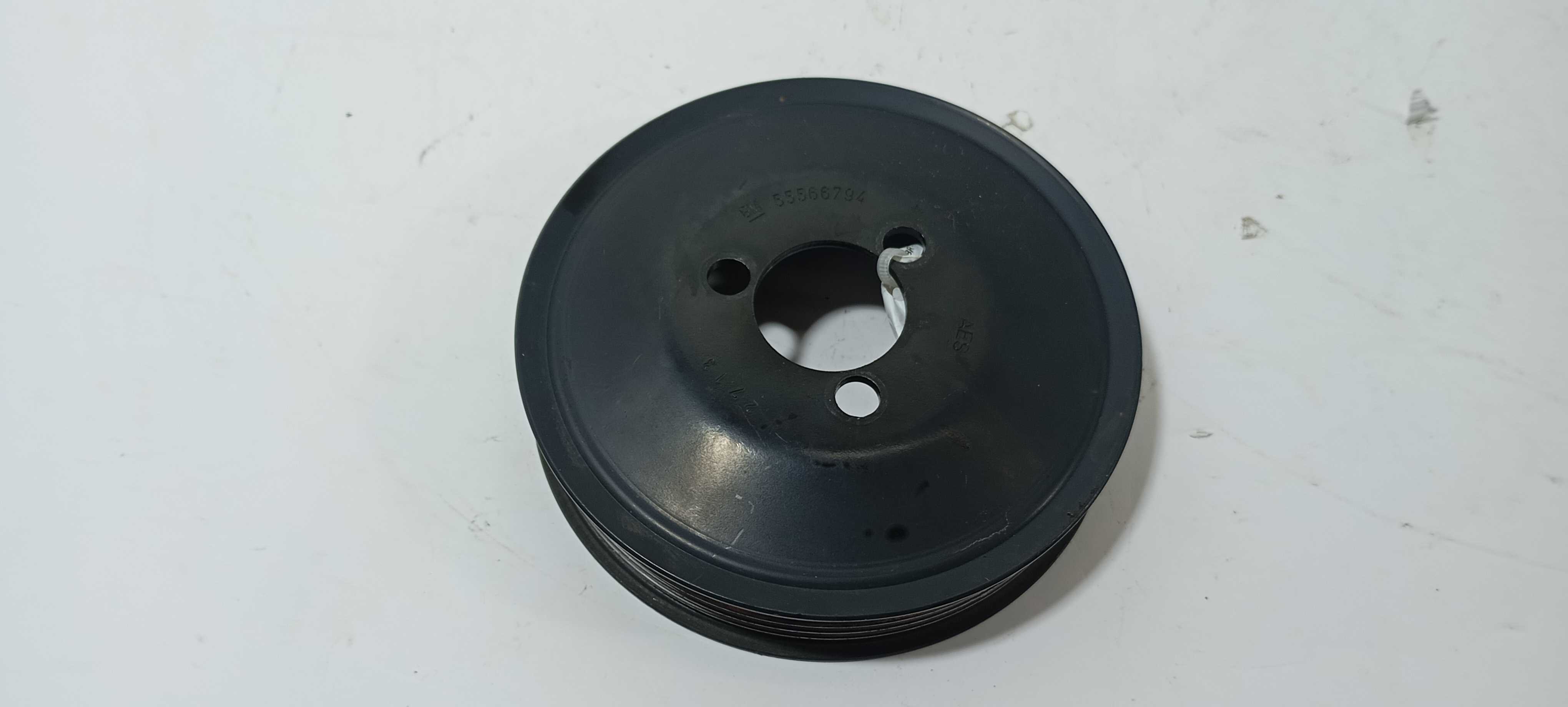 Polia Bomba Água Chevrolet Cruze Sedan 1.8 2014 55566794 1
