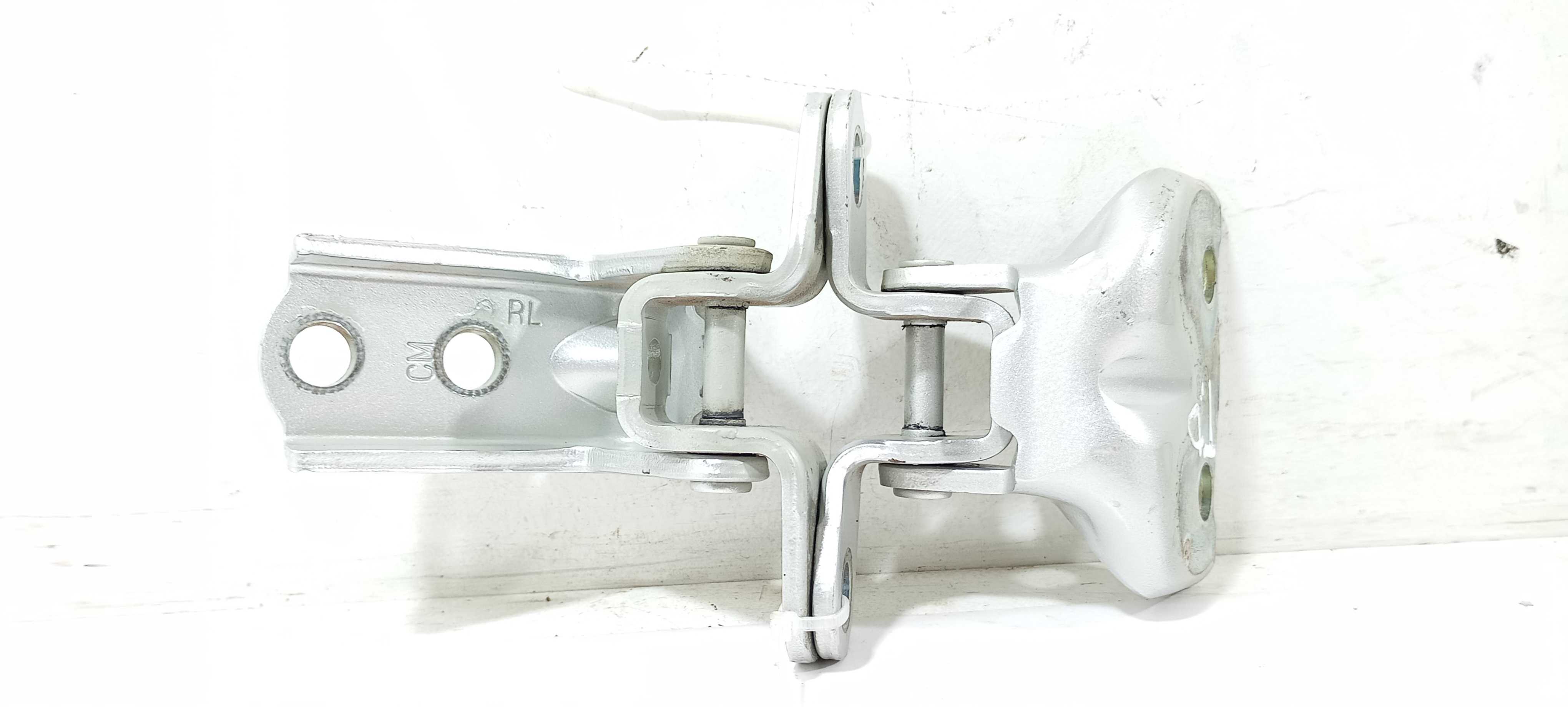 Dobradiça Porta Traseiro D. Kia Sorento Ex2 2.4 12 A046057 3