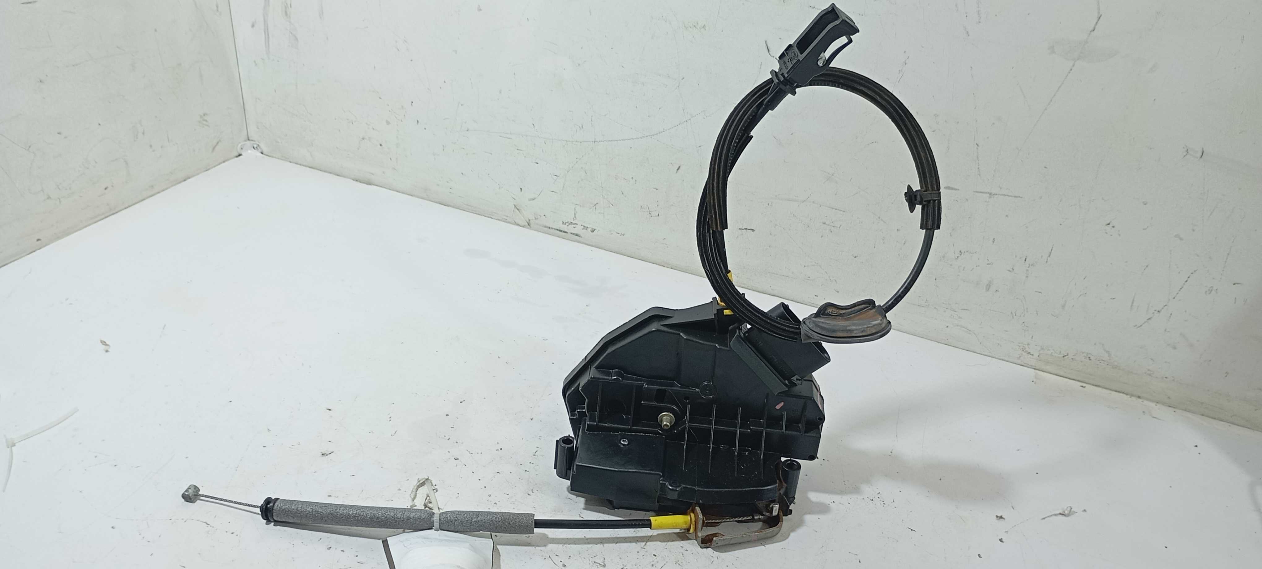 Fechadura Porta Traseira Direita Ford Ka 2020 E3b5a264a26dj 1