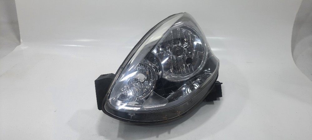Farol Esquerdo Recuperado Nissan March 1.0 2016 22540401 7