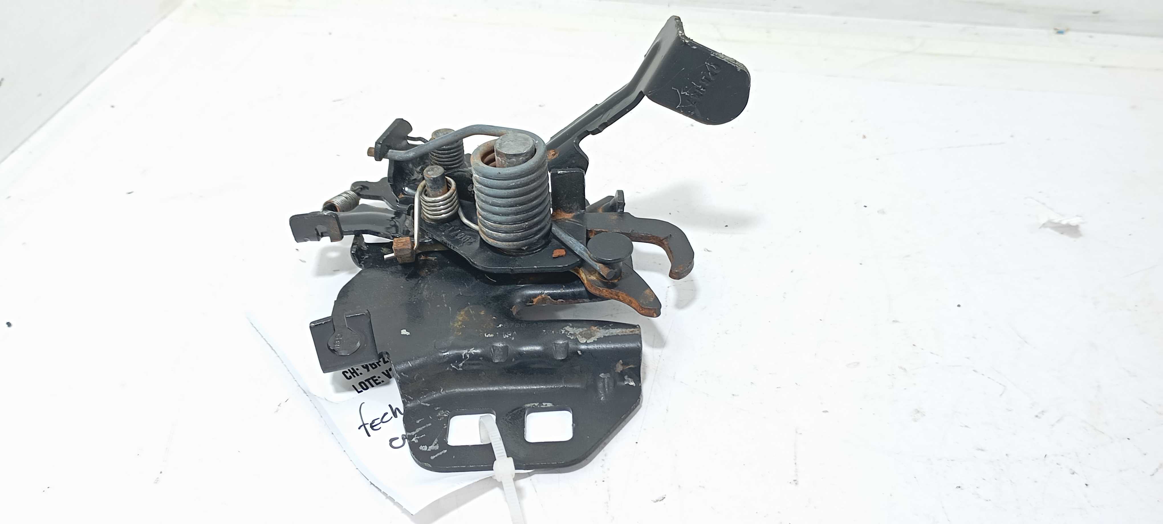 Fechadura Capô Ford Ka Hatch 1.0 2020 037318b25 7