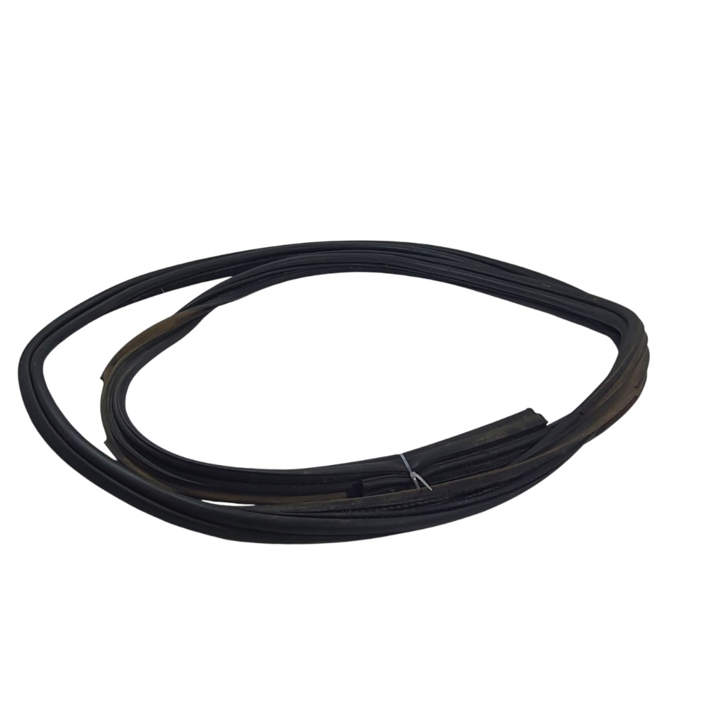 Borracha Porta Malas Gm Tracker Lt 1.4 2018 42390723 2
