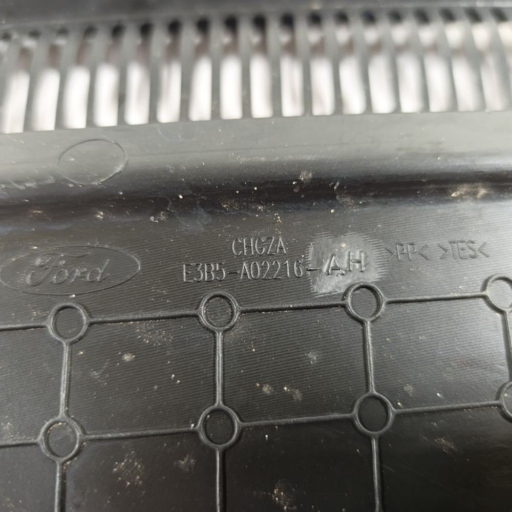 Grade Churrasqueira Direito Ford Ka Se 1.5 2020 E3b5a02216a Preto Plástico 7