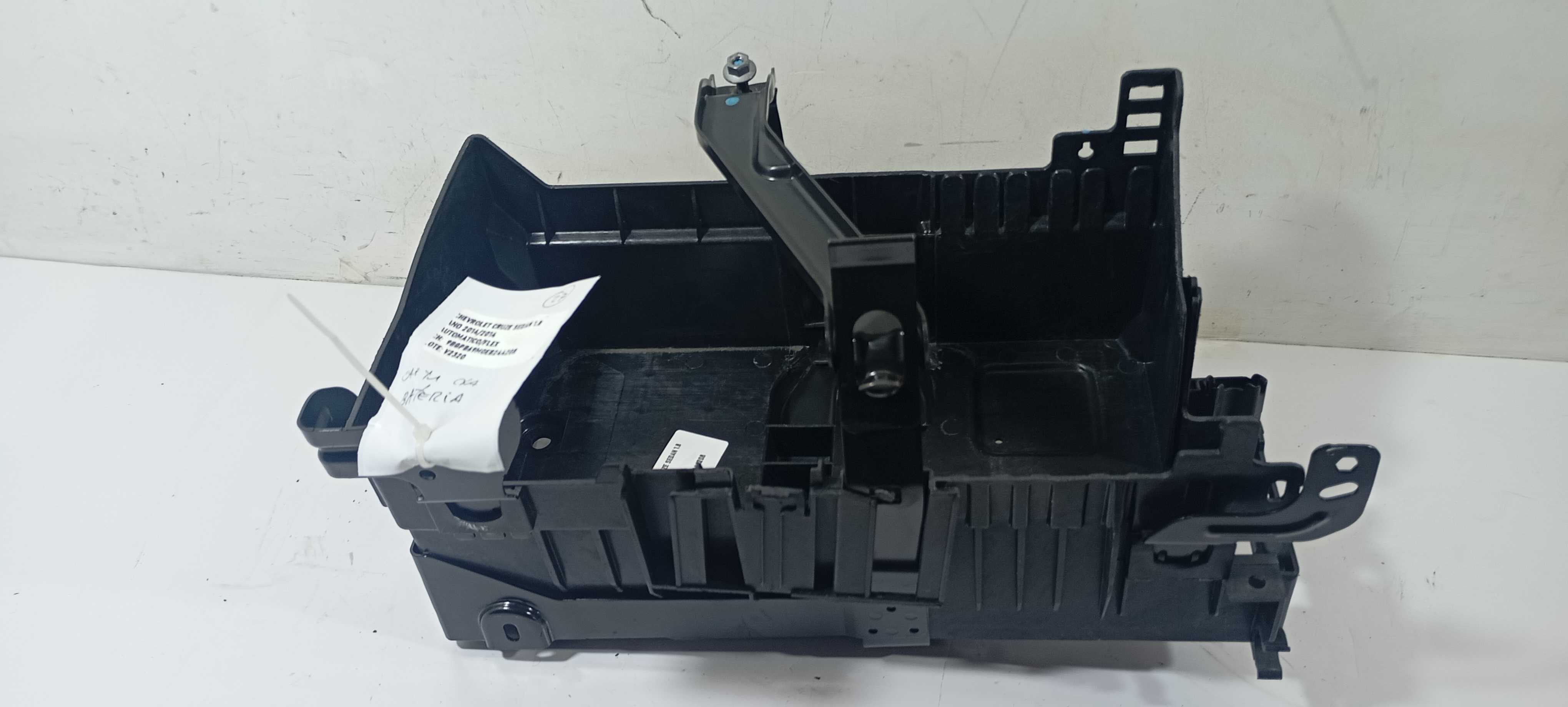 Caixa Bateria Chevrolet Cruze Sedan 1.8 2014 13354419 3