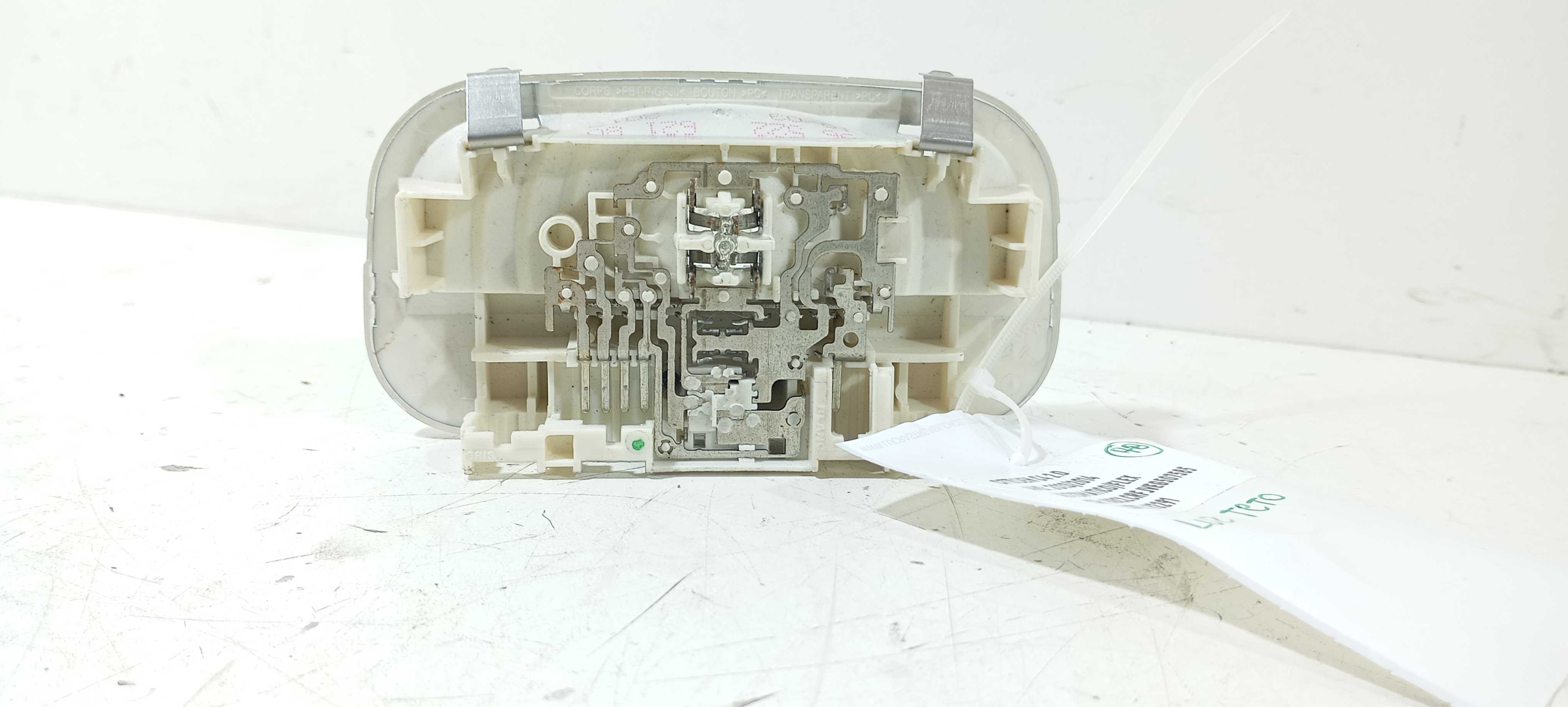 Luz Teto Traseiro Citroen C4 2.0 2014 Flex V2291 6