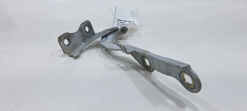 Braço Capô Direito Chevrolet Cruze Sedan 2014 95133600 6