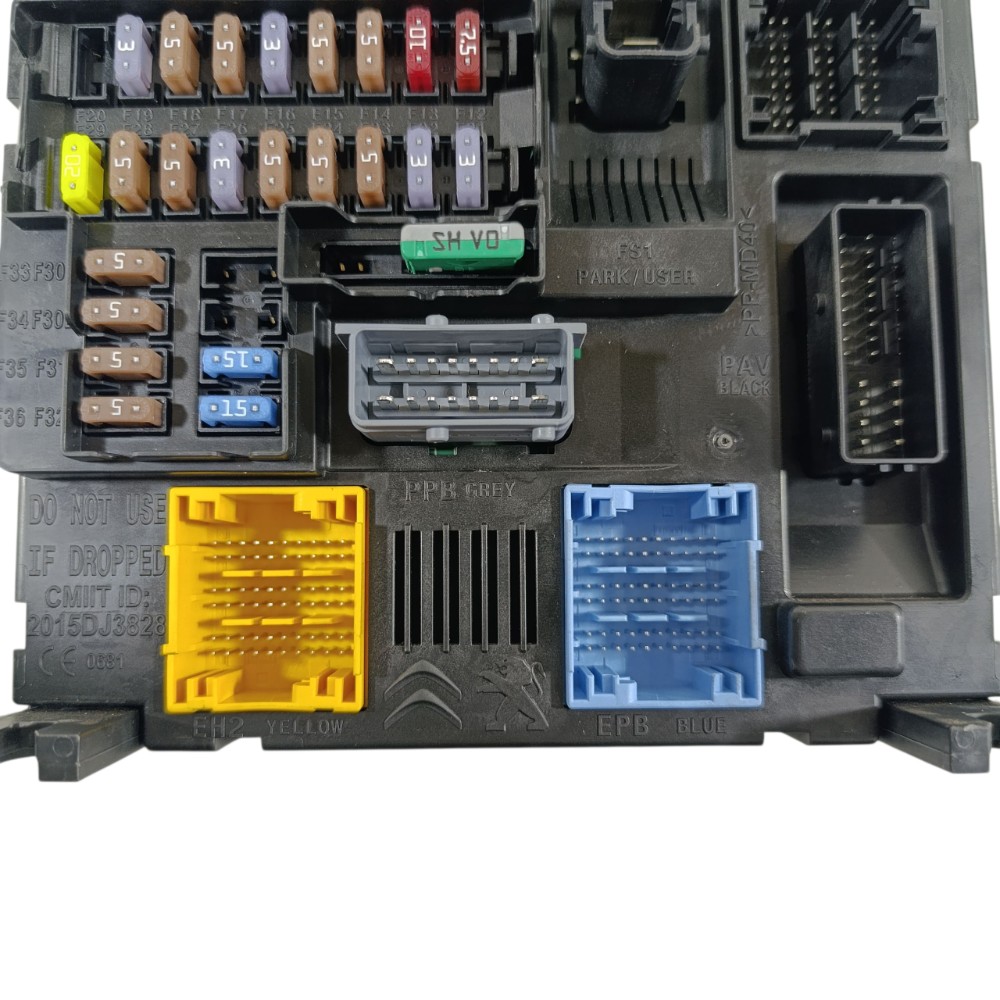 Módulo carroceria Peugeot 208 ano 2024 9832880280 3