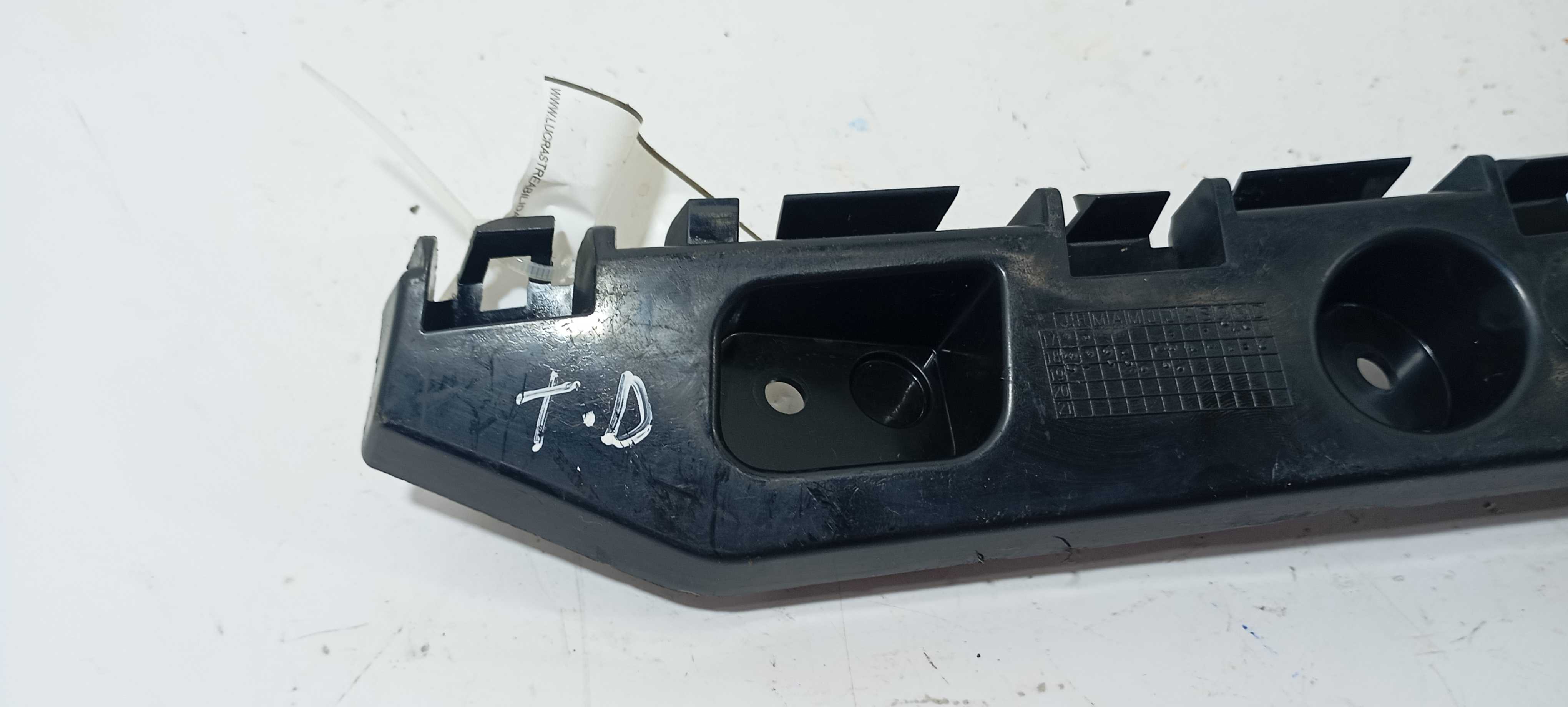 Guia Parachoque Traseiro Direito Ford Ka 2020 J7bbf17a881 5