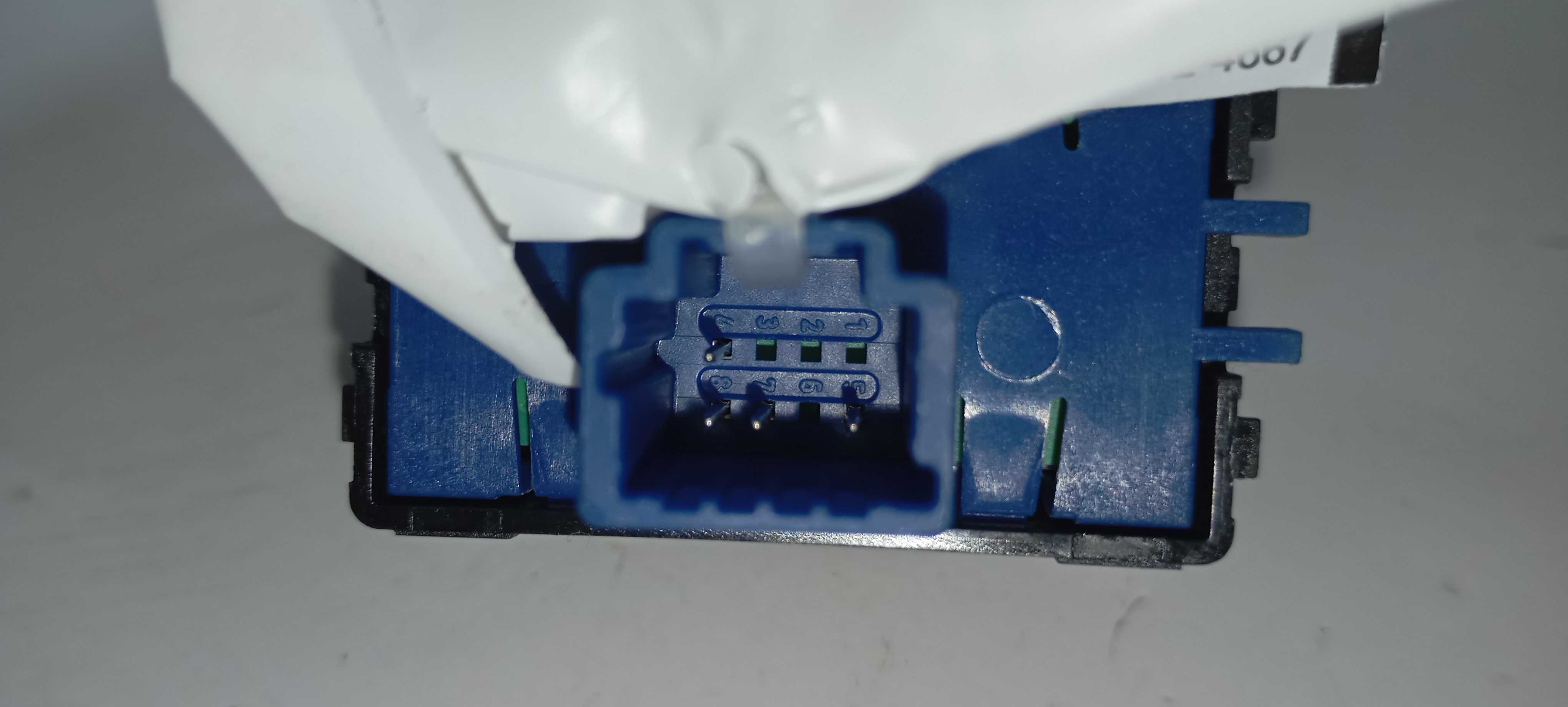 Botão Sensor Ré Renault Sandero 1.0 2020 284466690r 5